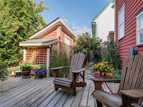 1110 Reno St — listing photo 37 of 40