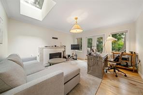 4661 Amblewood Dr — listing photo 22 of 45