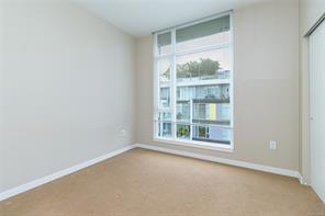 901-379 Tyee Rd — listing photo 17 of 27