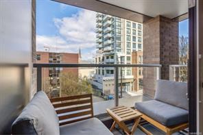 401-845 Johnson St — listing photo 15 of 26