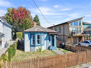 1122 North Park St, Victoria