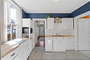 1122 North Park St — listing photo 18 of 36