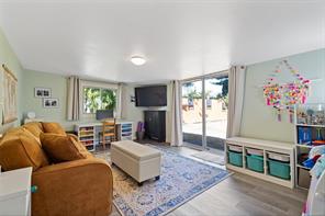 1122 North Park St — listing photo 28 of 36