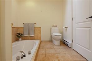 1582 Wilmot Ave — listing photo 24 of 90