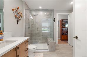 101-2447 Henry Ave — listing photo 18 of 29