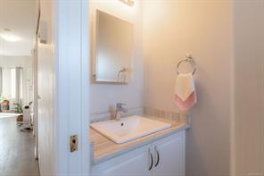5433 Woodland Cres — listing photo 28 of 42