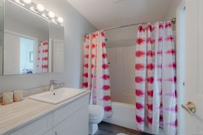 5433 Woodland Cres — listing photo 33 of 42
