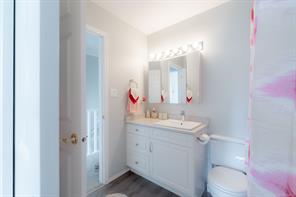 5433 Woodland Cres — listing photo 34 of 42
