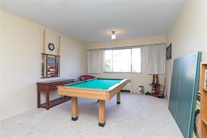 102-1318 Beach Dr — listing photo 25 of 34
