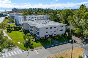 102-1318 Beach Dr — listing photo 28 of 34