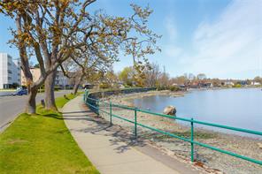 102-1318 Beach Dr — listing photo 31 of 34