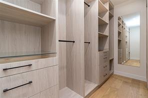 701 Madrona Pl — listing photo 20 of 43