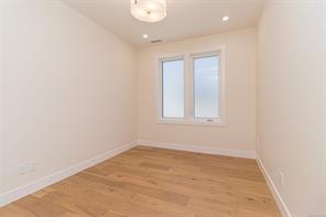 701 Madrona Pl — listing photo 27 of 43