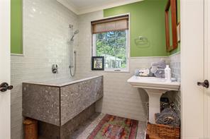 7679 Victor Lane — listing photo 17 of 40