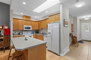 42-2001 Blue Jay Pl — listing photo 14 of 32
