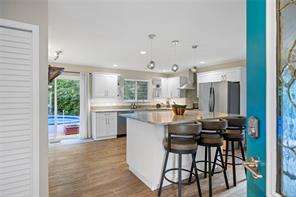 1564 Hurford Ave — listing photo 15 of 38