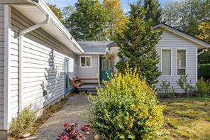 1564 Hurford Ave — listing photo 31 of 38