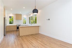 7421 Westholme Rd — listing photo 15 of 50