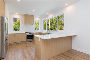 7421 Westholme Rd — listing photo 17 of 50
