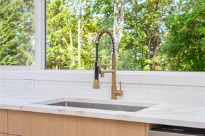 7421 Westholme Rd — listing photo 21 of 50