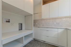 1272 Kingsview Rd — listing photo 17 of 49