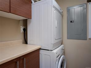 221-1400 Lynburne Pl — listing photo 20 of 35