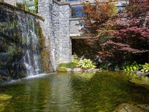 221-1400 Lynburne Pl — listing photo 28 of 35