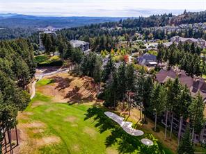 221-1400 Lynburne Pl — listing photo 30 of 35