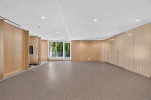 607-2000 Hannington Rd — listing photo 42 of 55