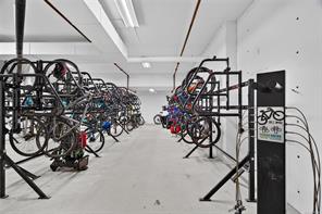 607-2000 Hannington Rd — listing photo 48 of 55