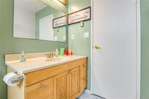 525 Muchalat Crt — listing photo 24 of 52