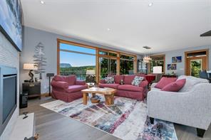 6371 Genoa Bay Rd — listing photo 17 of 60