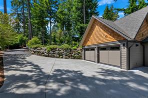 6371 Genoa Bay Rd — listing photo 47 of 60