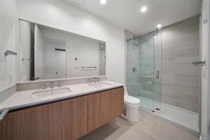 1110-2000 Hannington Rd — listing photo 16 of 40