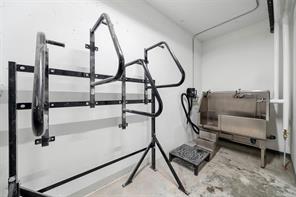 1110-2000 Hannington Rd — listing photo 33 of 40