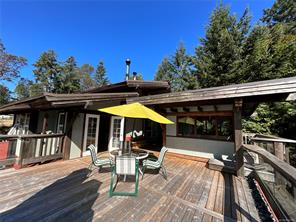 3199 Coast Rd — listing photo 26 of 43