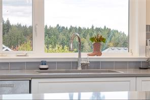 2565 Faulkner Pl — listing photo 21 of 64
