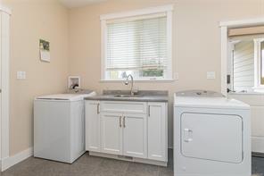 2565 Faulkner Pl — listing photo 33 of 64