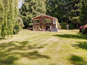 1167 Goldstream Ave — listing photo 18 of 37