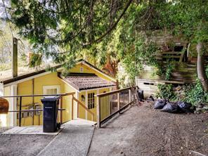 1167 Goldstream Ave — listing photo 23 of 37