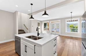 2978 Kingsway Ave — listing photo 18 of 90