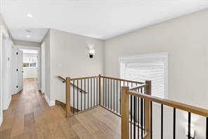 2978 Kingsway Ave — listing photo 31 of 90