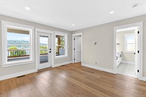 2978 Kingsway Ave — listing photo 34 of 90