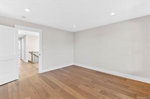 2978 Kingsway Ave — listing photo 38 of 90