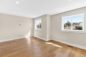 2978 Kingsway Ave — listing photo 47 of 90