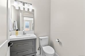 2978 Kingsway Ave — listing photo 59 of 90