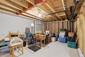 7-3195 Herons Way — listing photo 33 of 36