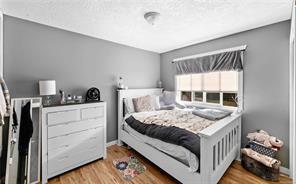 3271 Thain Rd — listing photo 18 of 40