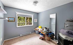 3271 Thain Rd — listing photo 19 of 40