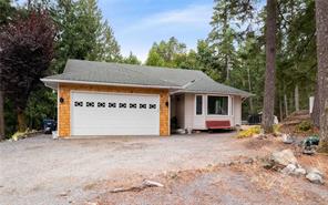 3271 Thain Rd — listing photo 39 of 40